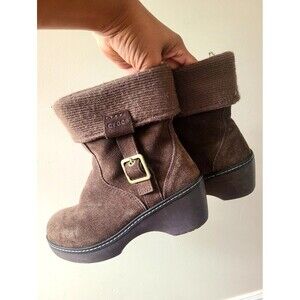 Crocs Brown Suede Fold-Over Wedge Ankle Boots Women’s Size 6